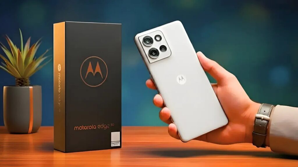 Motorola Moto G35 5G Launched in India 100MP Camera, 5000mAh Battery at Just ₹9,999